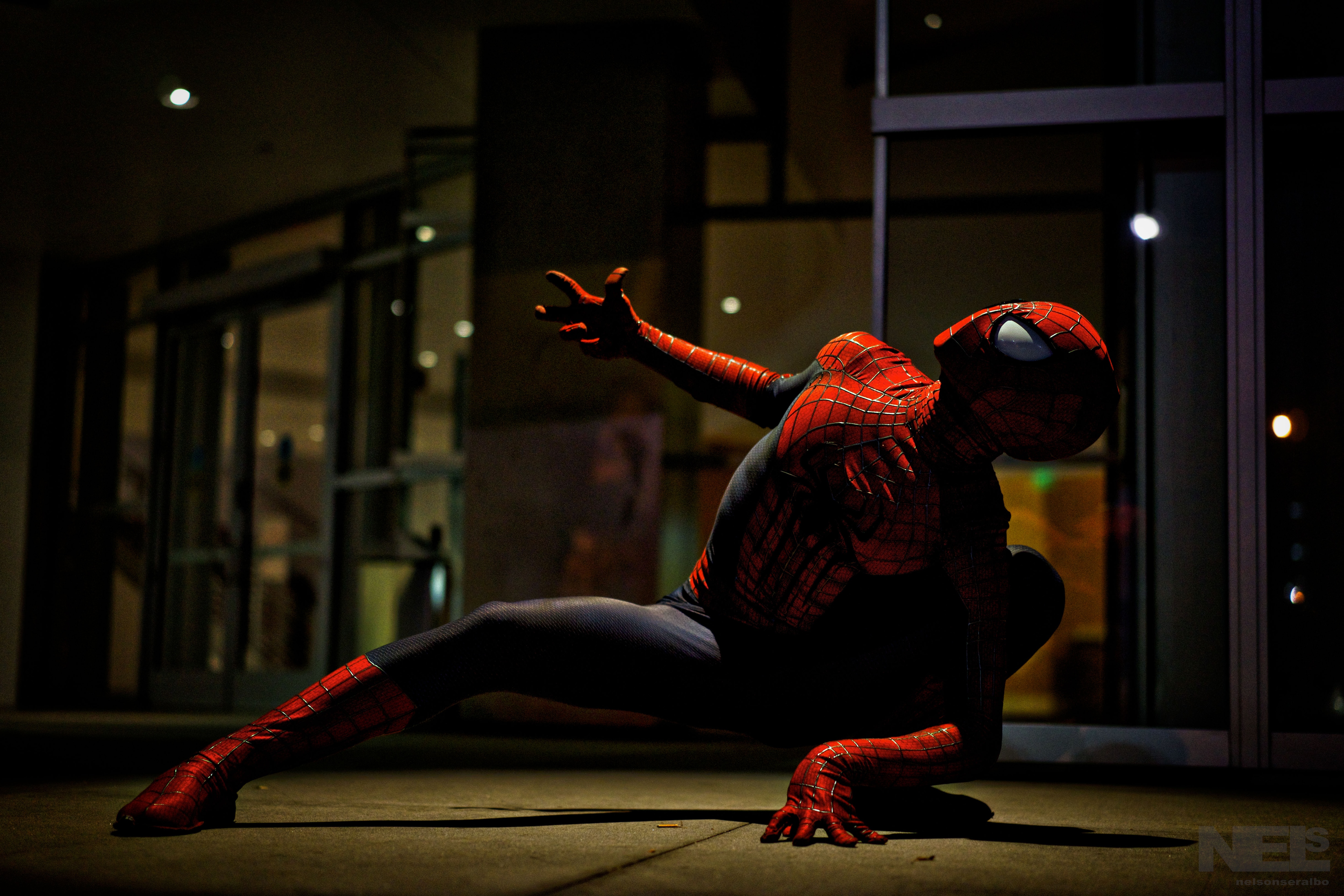 Cosplayer Chris Villain in his Spider-Man look