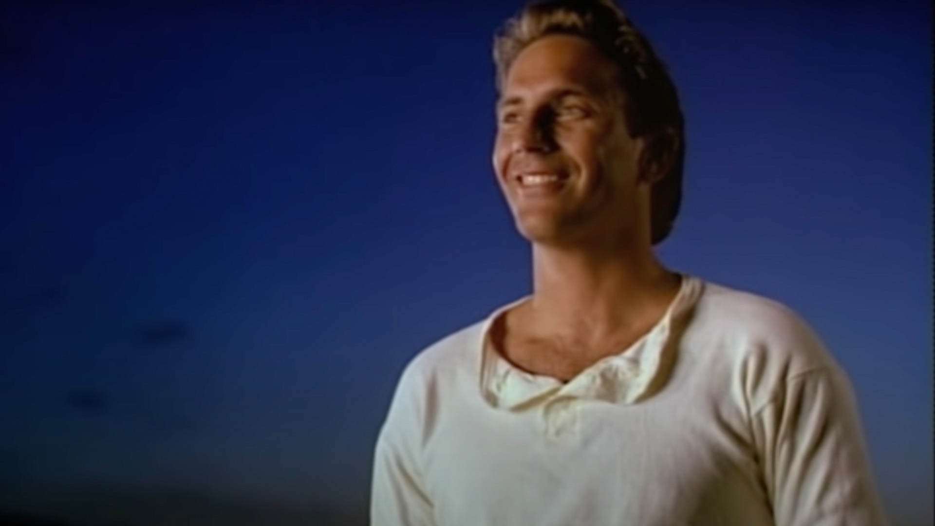 Kevin Costner in Field Of Dreams (1989).