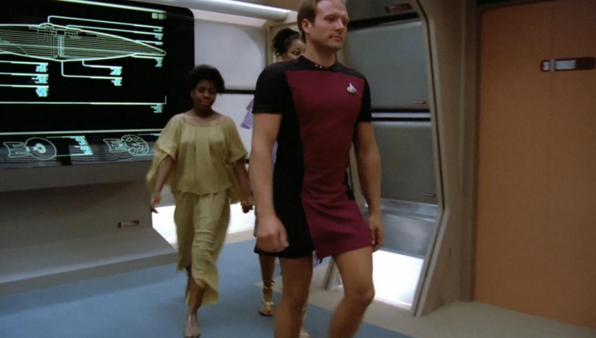 Star-Trek-Guy-in-skirt-1024x767.png