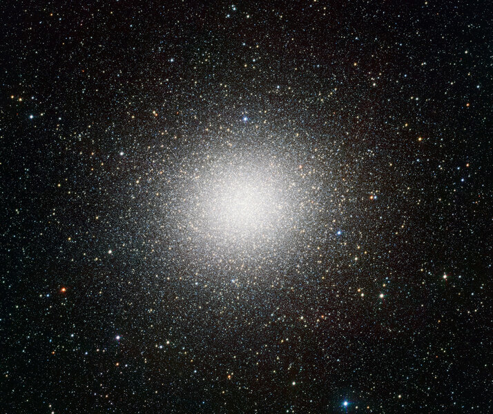 Omega Centauri, one of the biggest and brightest globular clusters in the sky. Credit: ESO/INAF-VST/OmegaCAM. Acknowledgement: A. Grado, L. Limatola/INAF-Capodimonte Observatory