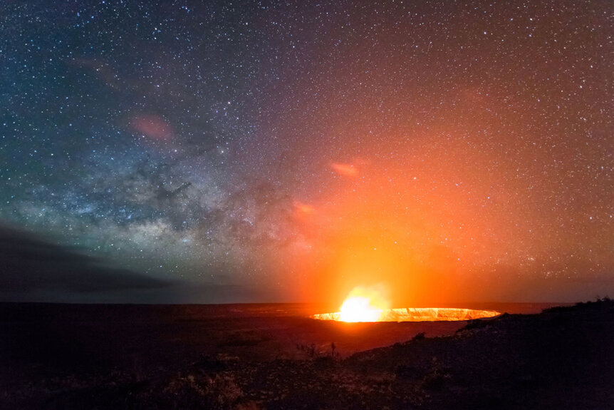 Kilauea plume and sky