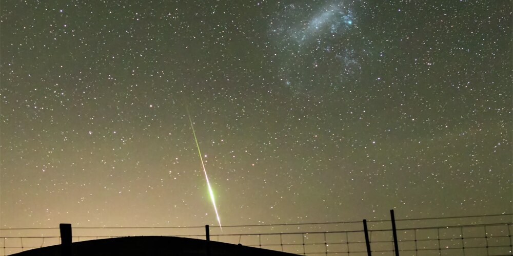 An extremely bright meteor left behind a glowing persistent train. But why? Credit: Phil Hart