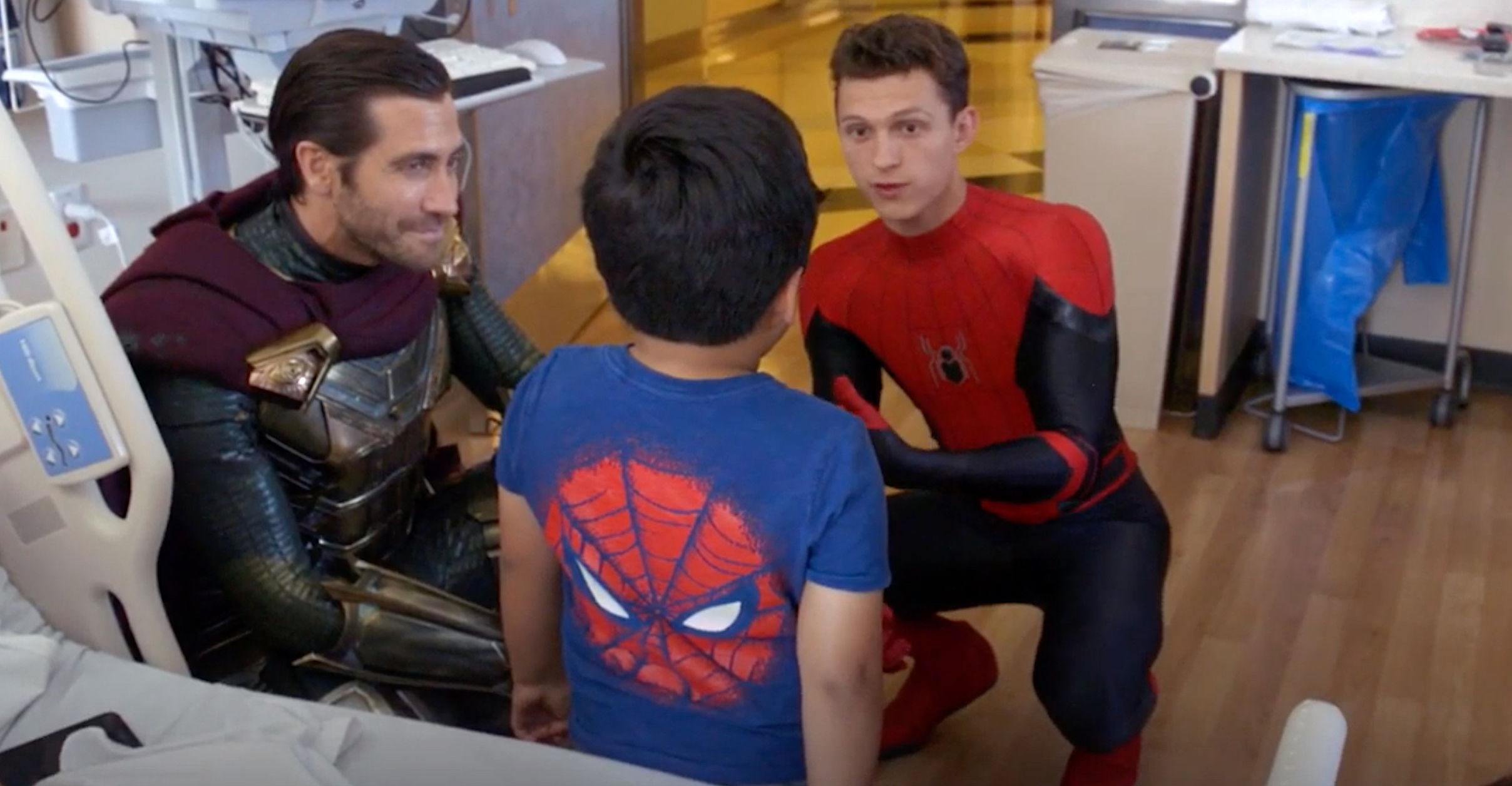 Spider Man cast visits Childrens Hospital patients