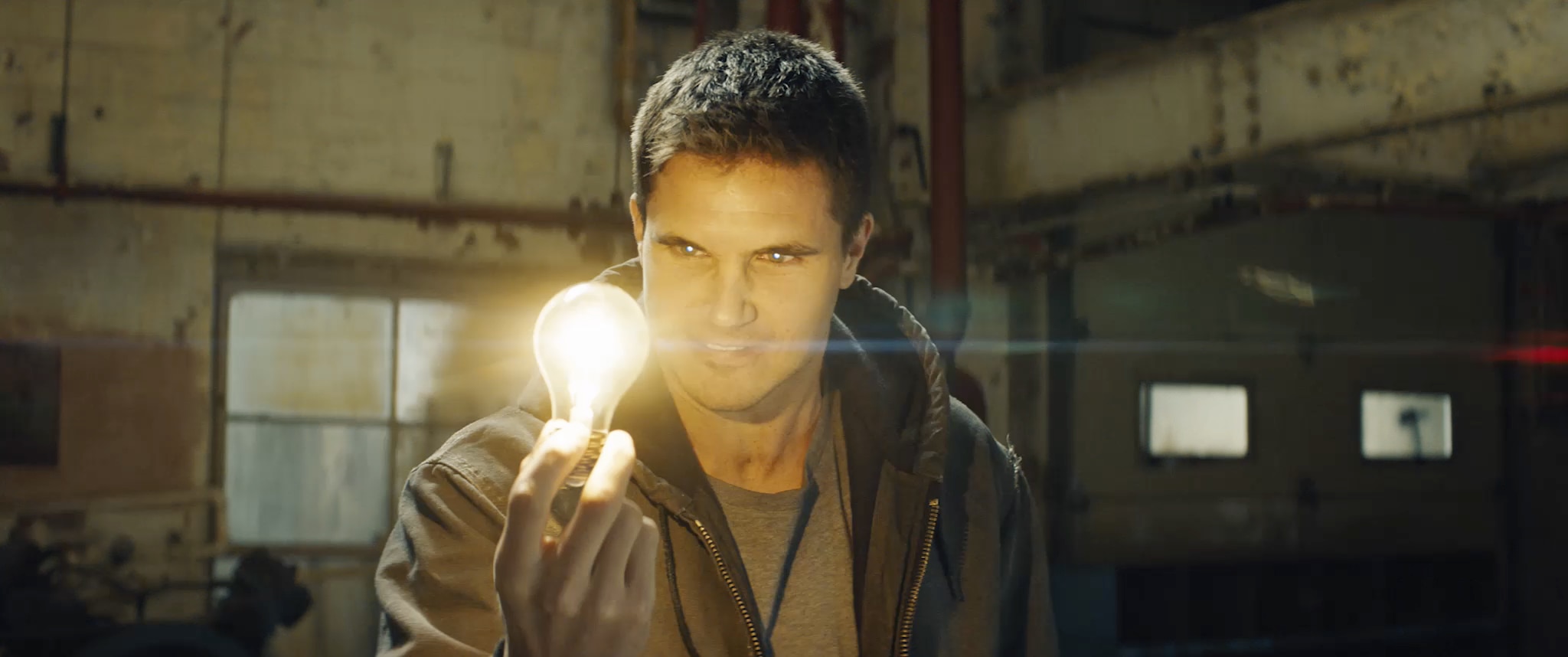 Code 8 Robbie Amell Takes A Grounded Approach In Superheroes