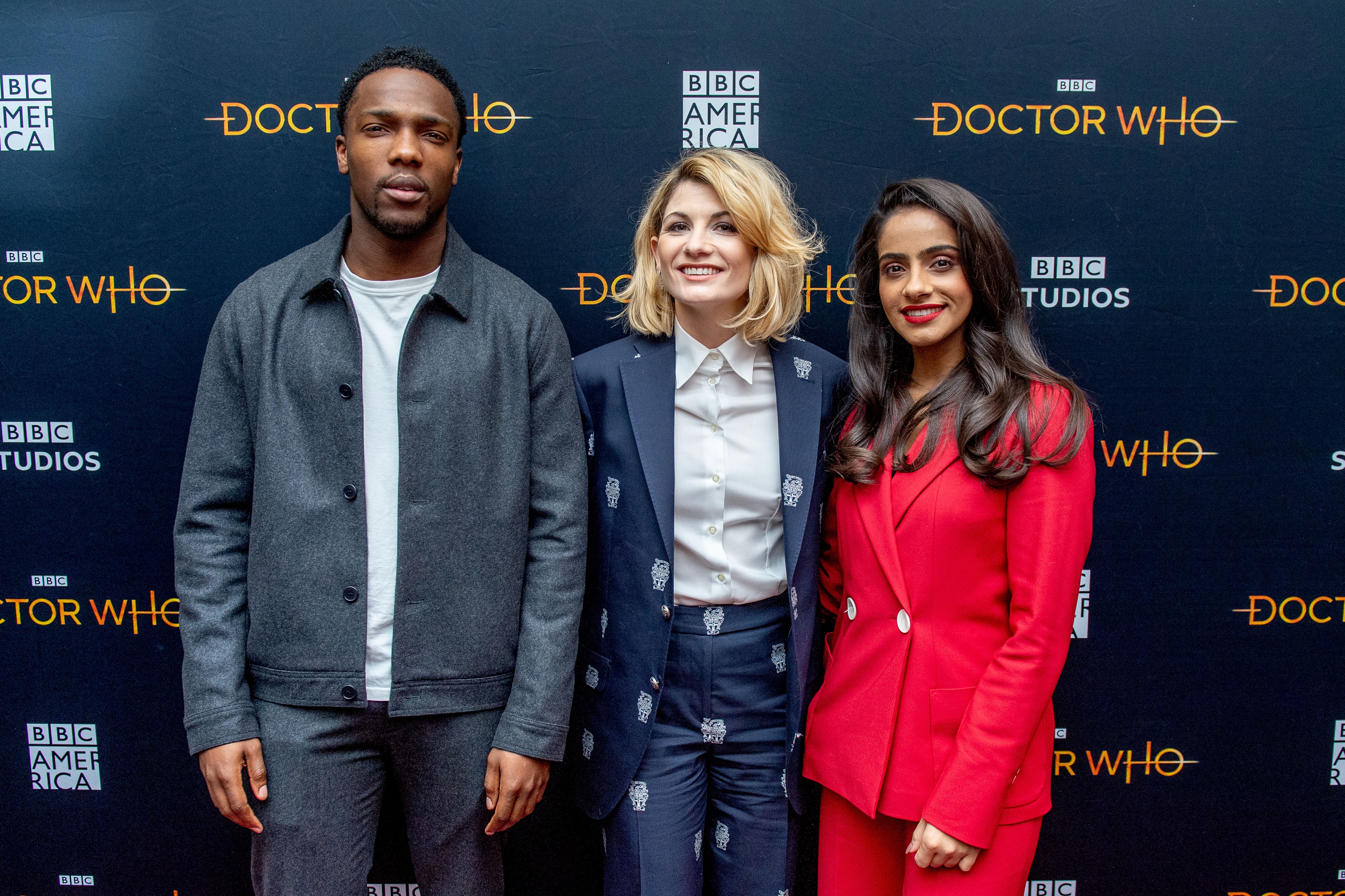 Jodie Whittaker, Mandip Gill, Tosin Cole (Doctor Who)
