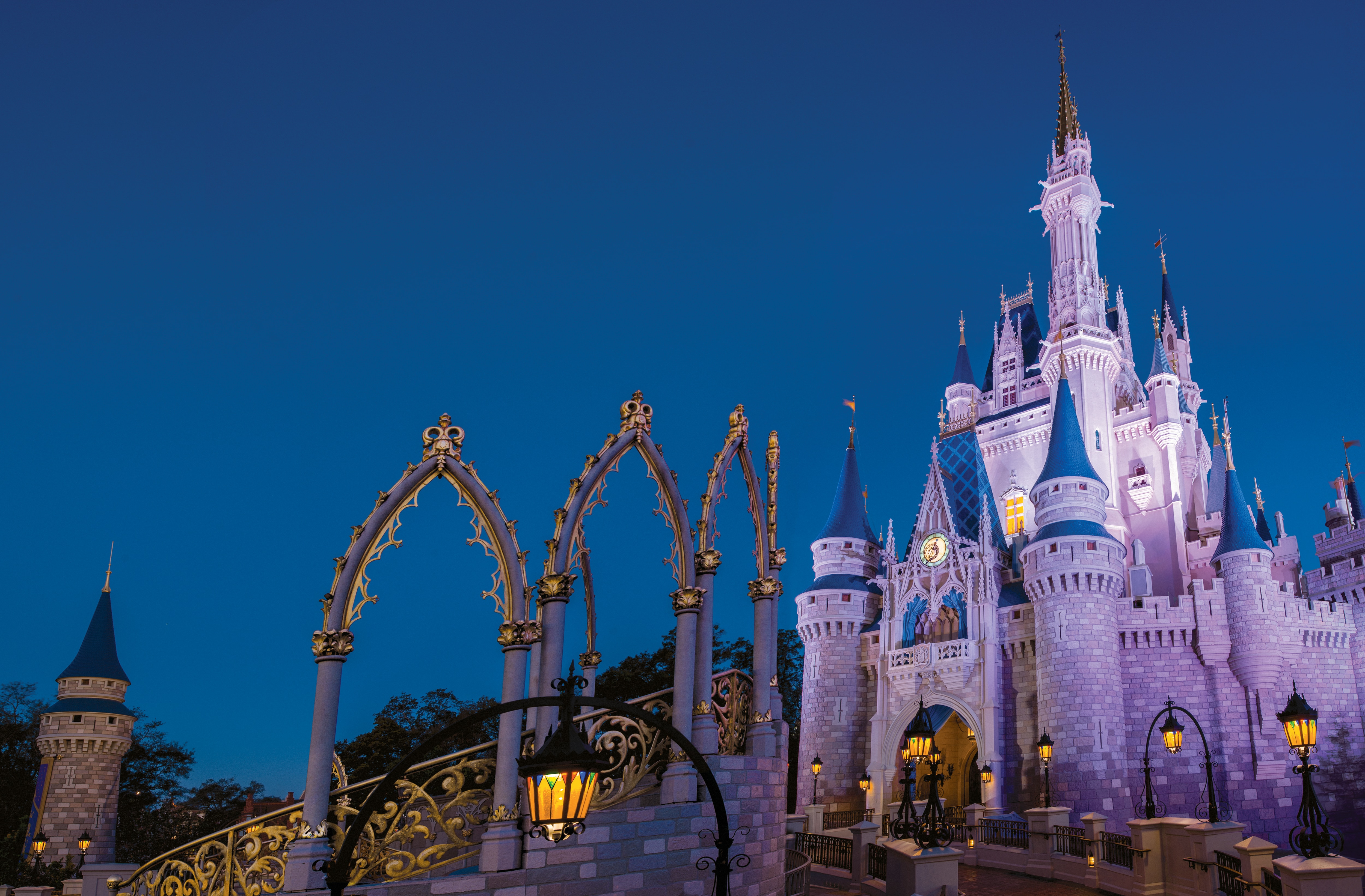 Magic Kingdom's Cinderella Castle at dusk