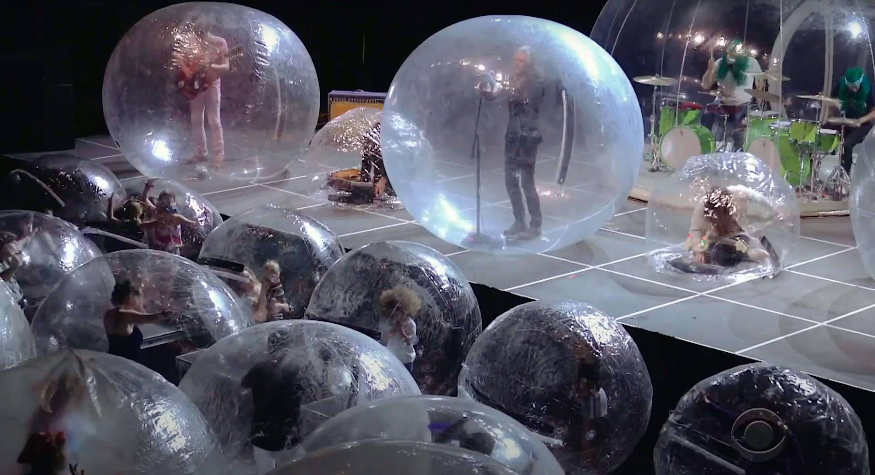 The Flaming Lips perform in bubbles