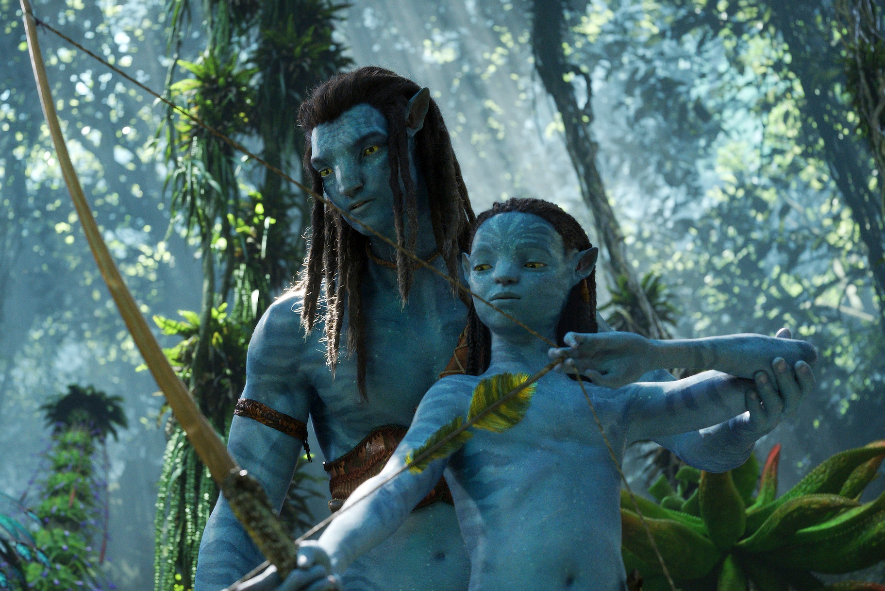 (L-R): Jake Sully and Neteyam in 20th Century Studios' AVATAR: THE WAY OF WATER.
