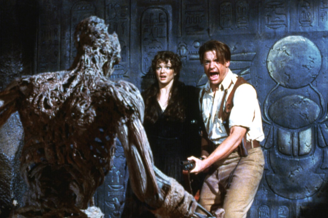 (L-R) Rachel Weisz and Brendan Fraser in The Mummy (1999)