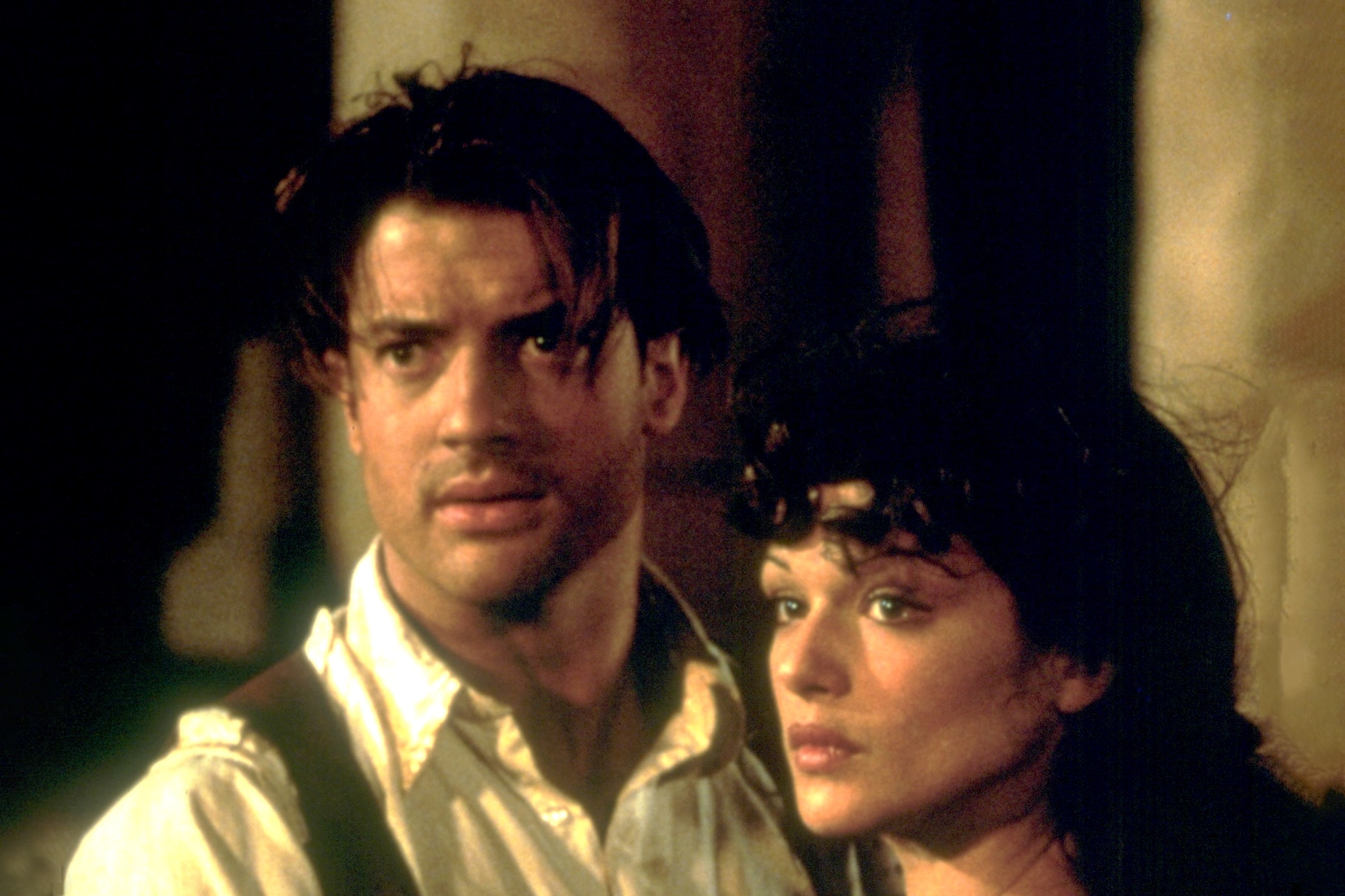Rachel Weisz and Brendon Fraser during the filming of The Mummy
