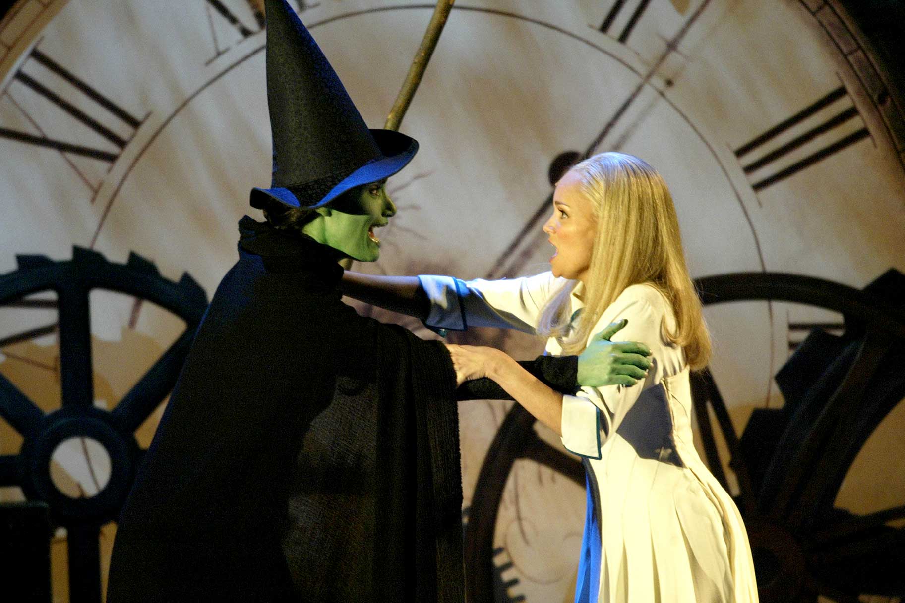 Idina Menzel and Kristen Chenoweth of Wicked perform on stage