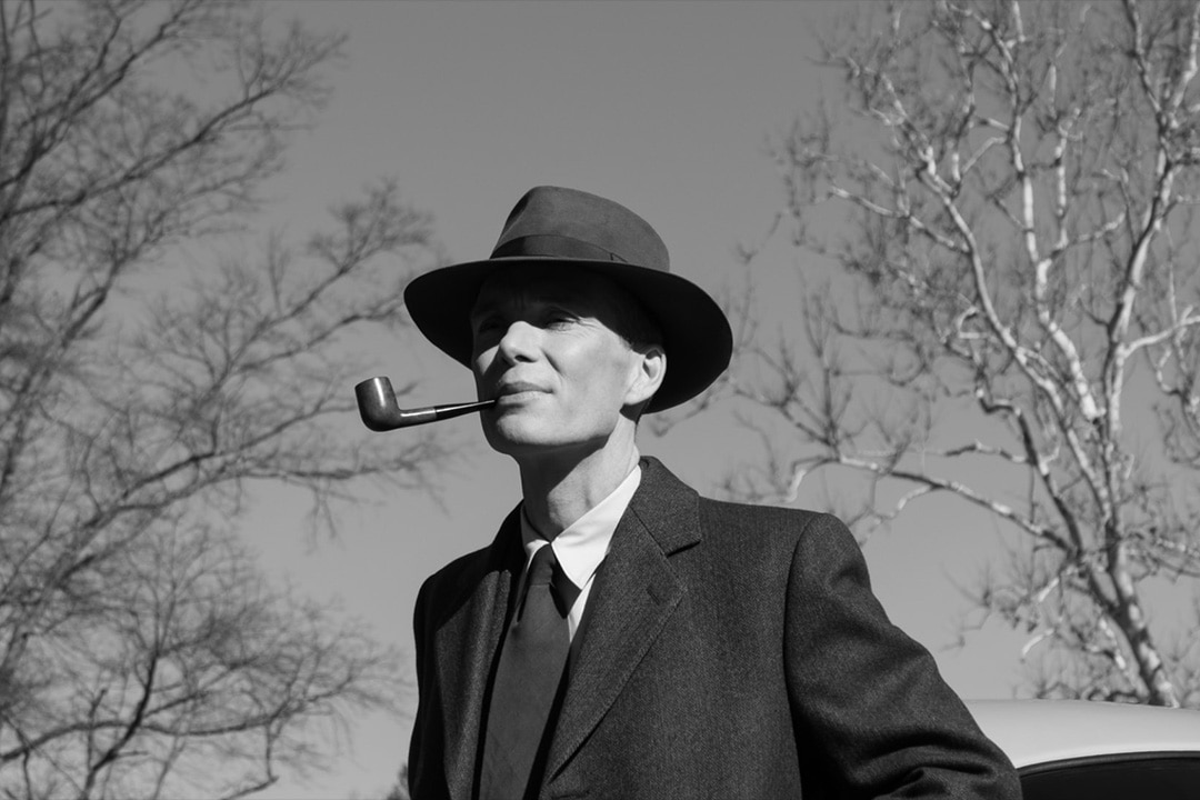 Cillian Murphy smoking a pipe in Oppenheimer (2023)
