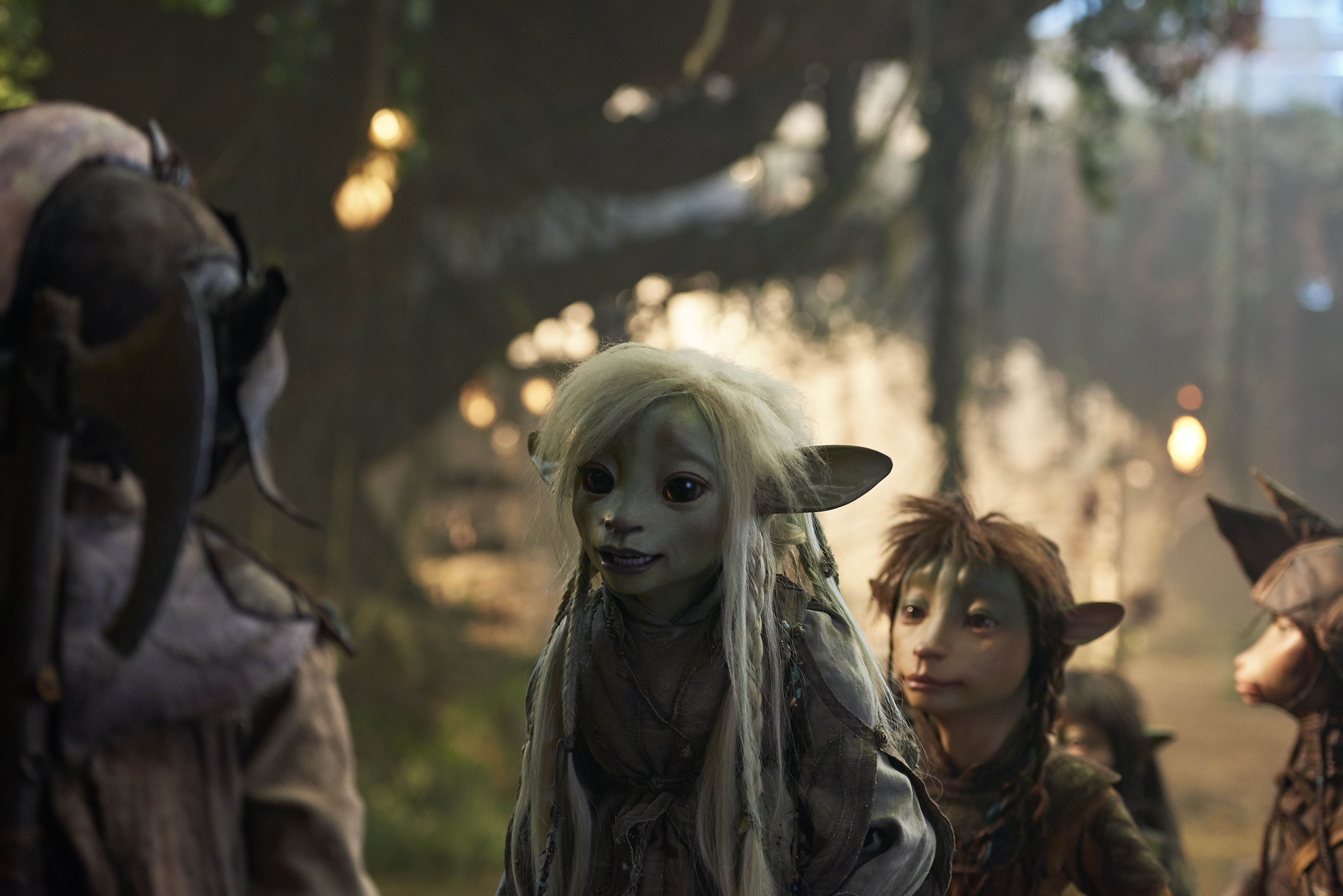 Deet (Center) in The Dark Crystal: Age of Resistance