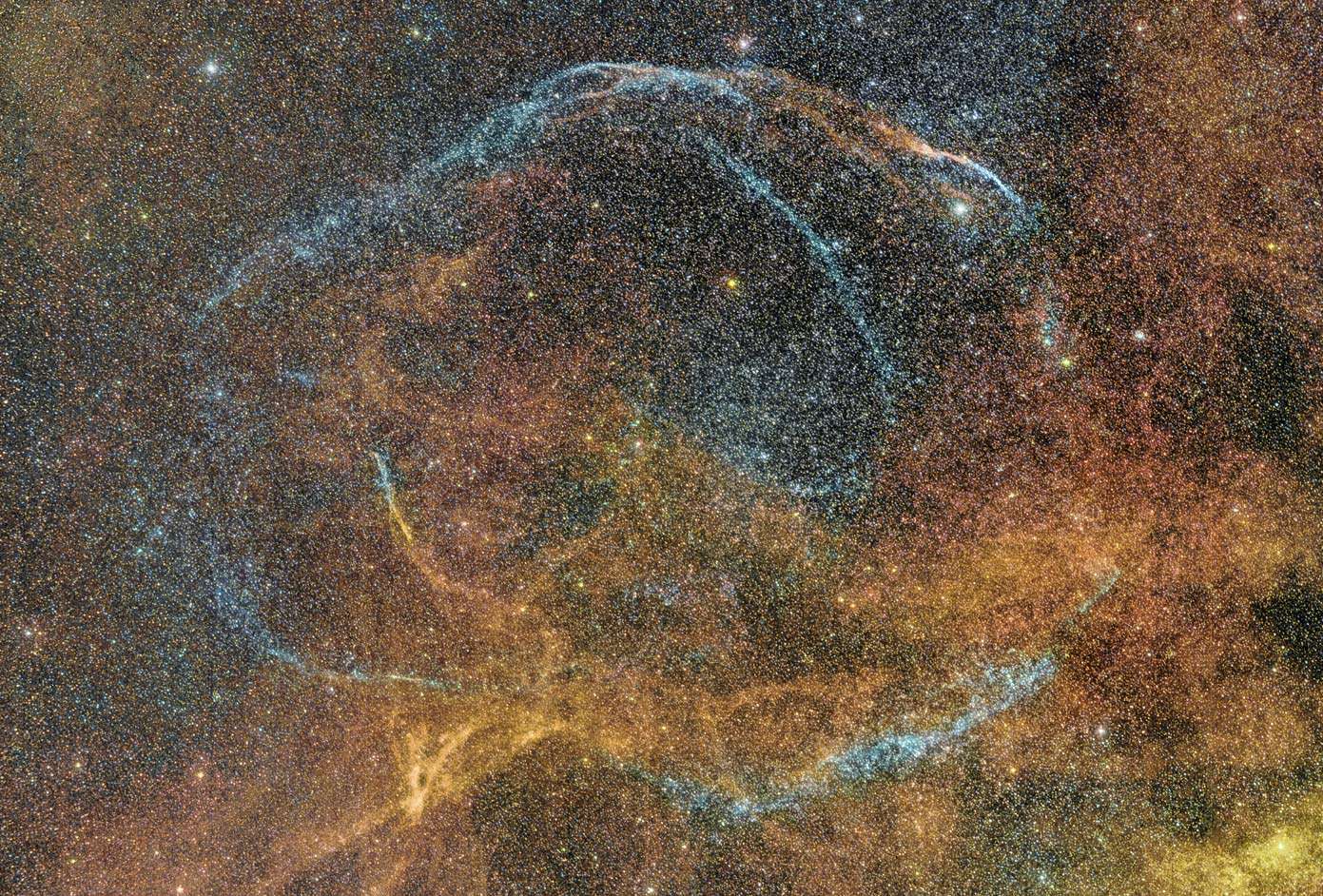 Philip Plait Bad Astronomy Metsavainio Cygnus G65.3+5.7