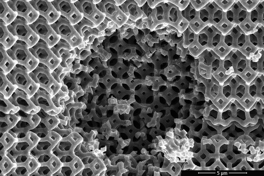 MIT Supersonic Carbon Nanoscale Armor