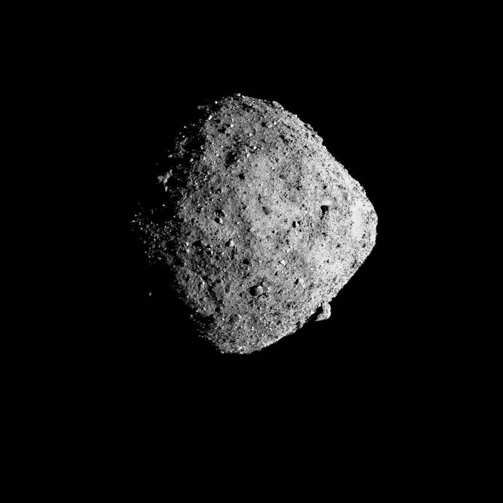 The asteroid Bennu, a “rubble pile”, seen by the OSIRIS-REx spacecraft from a distance of 13 km. Note the huge boulder on the lower right. Credit: NASA/Goddard/University of Arizona