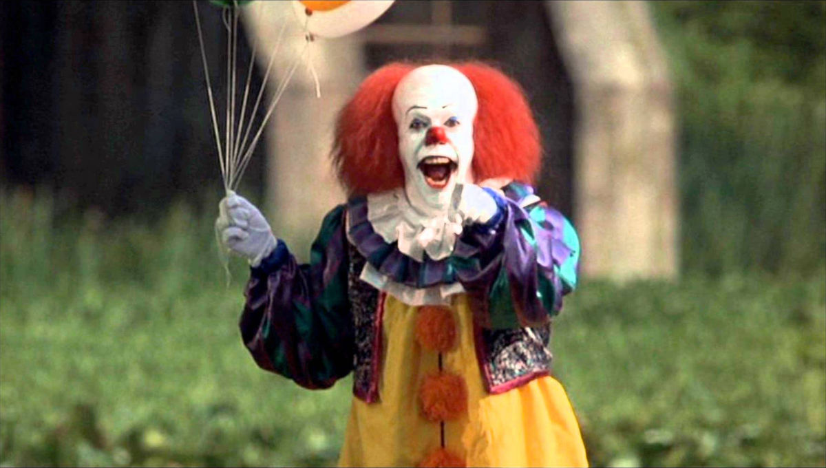 Tim Curry Pennywise Costume