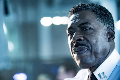 Ernie Hudson APB