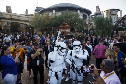 Galaxy's Edge Stormtroopers