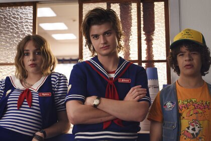 Stranger Things 3 Robin Steve and Dustin