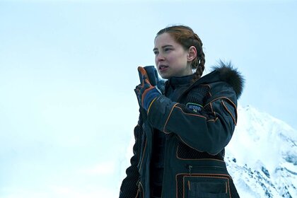 Mina Sundwall in Lost in Space