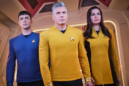 Ethan Peck as Spock, Anson Mount as Pike and Rebecca Romijn as Una in STAR TREK: STRANGE NEW WORLDS