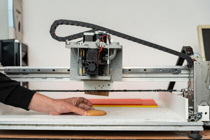 3D Printer Printing on cookie