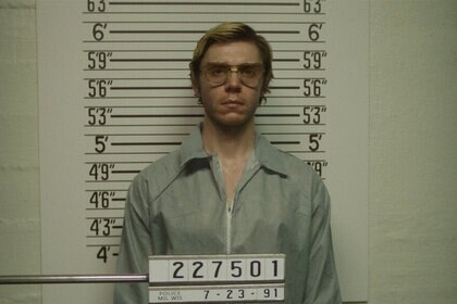 Dahmer. Monster: The Jeffrey Dahmer Story Season 1 Episode 2