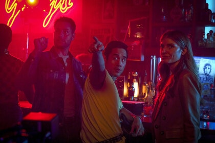 (l-r) Justin Hartley as Jake, Raymond Lee as Dr. Ben Song, Caitlin Bassett as Addison