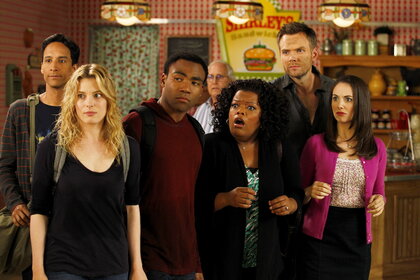 (l-r) Danny Pudi as Abed, Gillian Jacobs as Britta, Donald Glover as Troy, Yvette Nicole Brown as Shirley, Joel McHale as Jeff, Alison Brie as Annie in Community Season 4 Episode 1