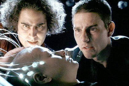 Jason Antoon, Samantha Morton, and Tom Cruise in Minority Report (2002)