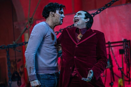 (from left) Nicholas Hoult and Dracula in Renfield (2023)