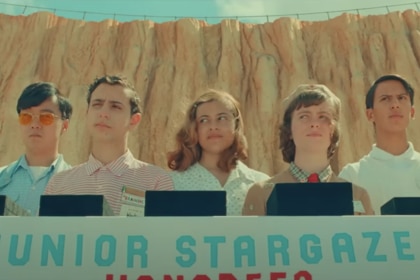 A still image from Asteroid City (2023)