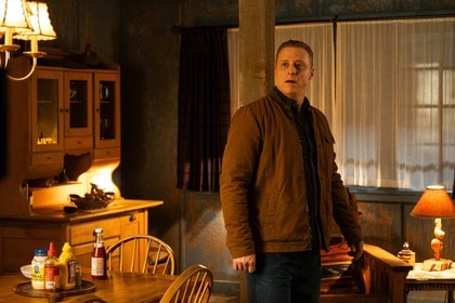 Harry Vanderspeigle (Alan Tudyk) appears shocked in his kitch on Resident Alien Episode 401.