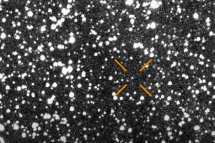 3I/Atlas comet moving through space