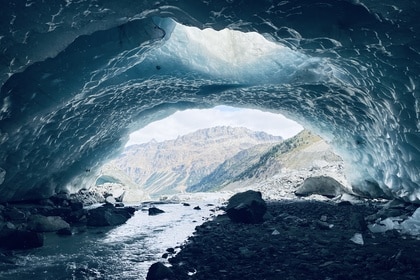 Cave 8 Morteratsch Glacier 10 2025 Image Lander Van Tricht VAW ETH Zurich