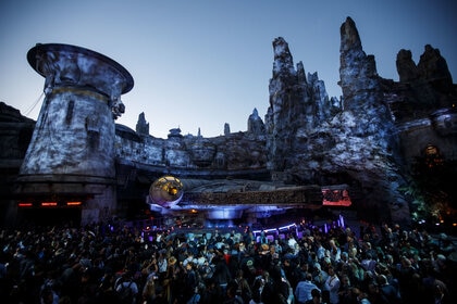 Star Wars Galaxy's Edge