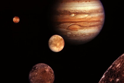 A collage of Jupiter and its four biggest moons, imaged by Voyager 1. Credit: NASA/JPL-Caltech