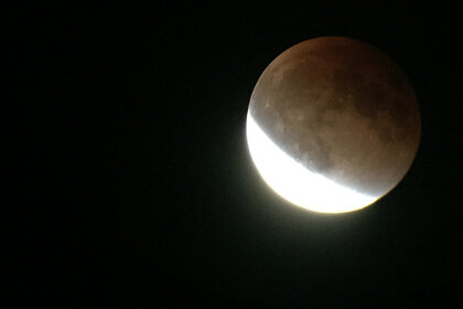 The Moon nearing totality during the September 27. 2015 lunar eclipse. Credit: Phil Plait