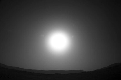 The Sun sets over Jezero crater as seen by the Mars rover Perseverance on Sol 4, the fifth Martian day after it landed (landing day is Sol 0; Sol 4 was February 23, 2021). Credit: NASA/JPL-Caltech