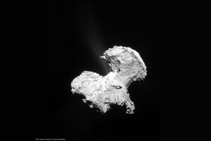The comet 67/P Churyumov-Gerasimenko seen by the Rosetta spacecraft in September 2014. Note the jet of gas coming from the neck area. Credit: ESA / Rosetta / NavCam / Emily Lakdawalla