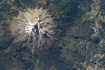 121111_BA_cascade_volcano.jpg.CROP.rectangle-large.jpg