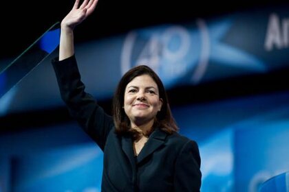 163770190-republican-senator-from-new-hampshire-kelly-ayotte.jpg.CROP.rectangle-large.jpg