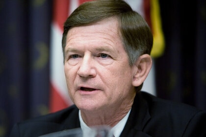 81643784-committee-ranking-member-representative-lamar-smith_0.jpg