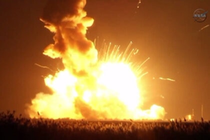 antares_explosion_354.jpg