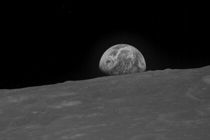 apollo8_earthrise.jpg