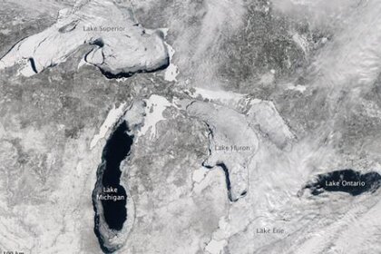aqua_frozengreatlakes.jpg.CROP.rectangle-large.jpg