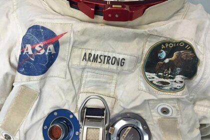 armstrong_suit_chest_590.jpg.CROP.rectangle-large_1.jpg