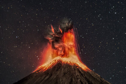 cantu_colima_lavafountain_0.jpg