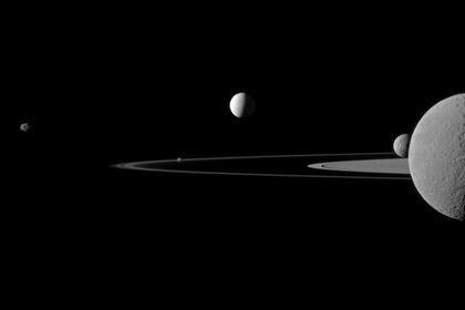 cassini_5moons.jpg